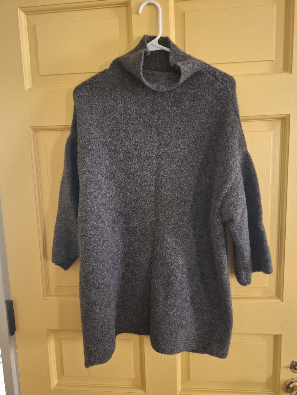 Zara Cozy Women's Gray Turtleneck Sweater